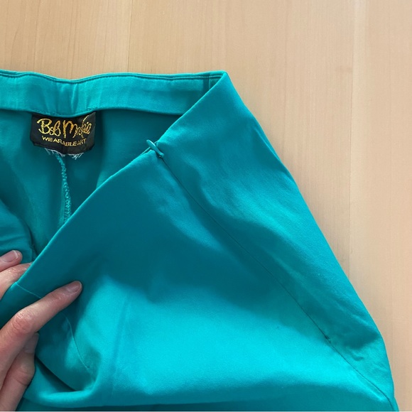 BOB MACKIE vintage turquoise pedal pushers/ capris. Cotton with touch of stretch - Picture 8 of 12